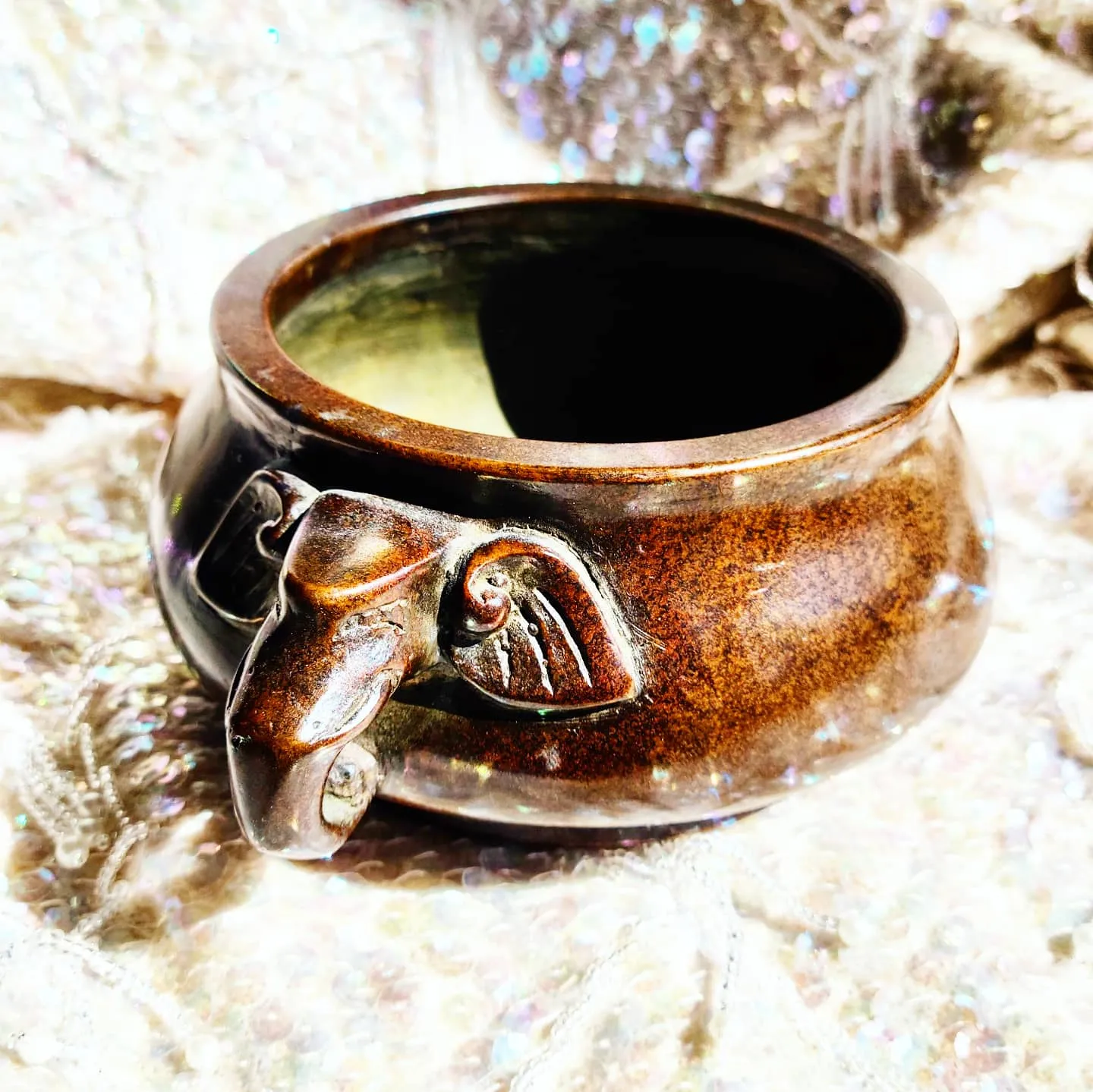 Antique 19th Century Signed Chinese Solid Bronze Elephant Bowl 3.07lb