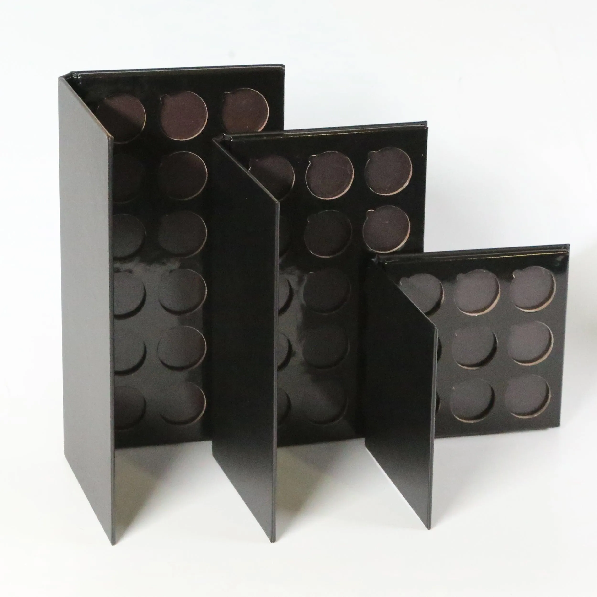 Empty Magnetic Palettes