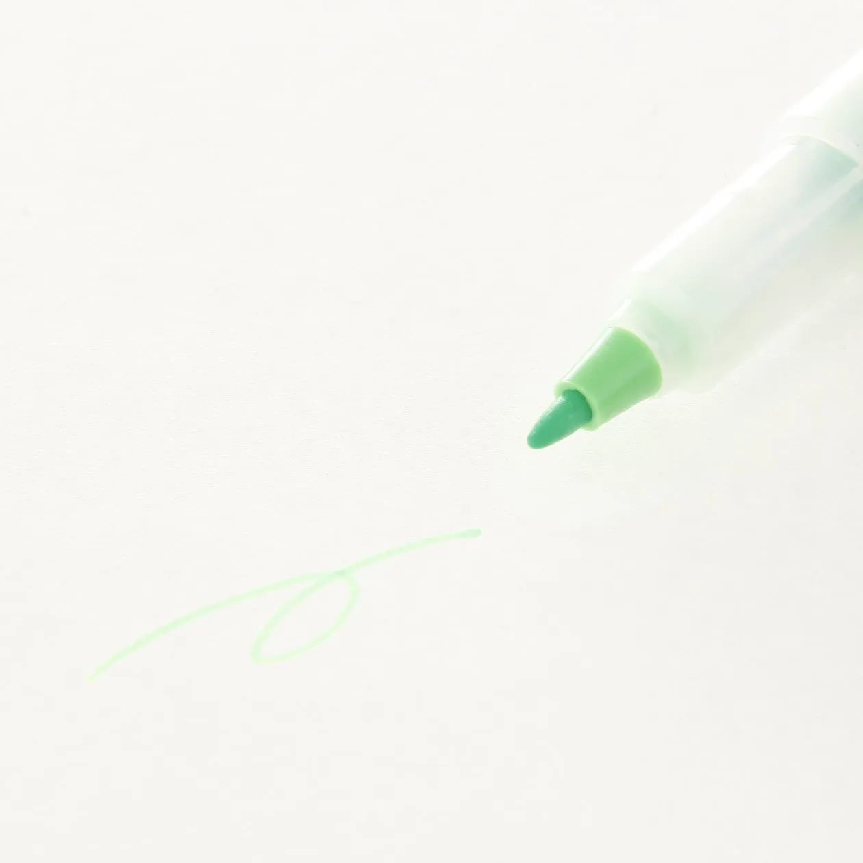 Highlighter Pen with Window