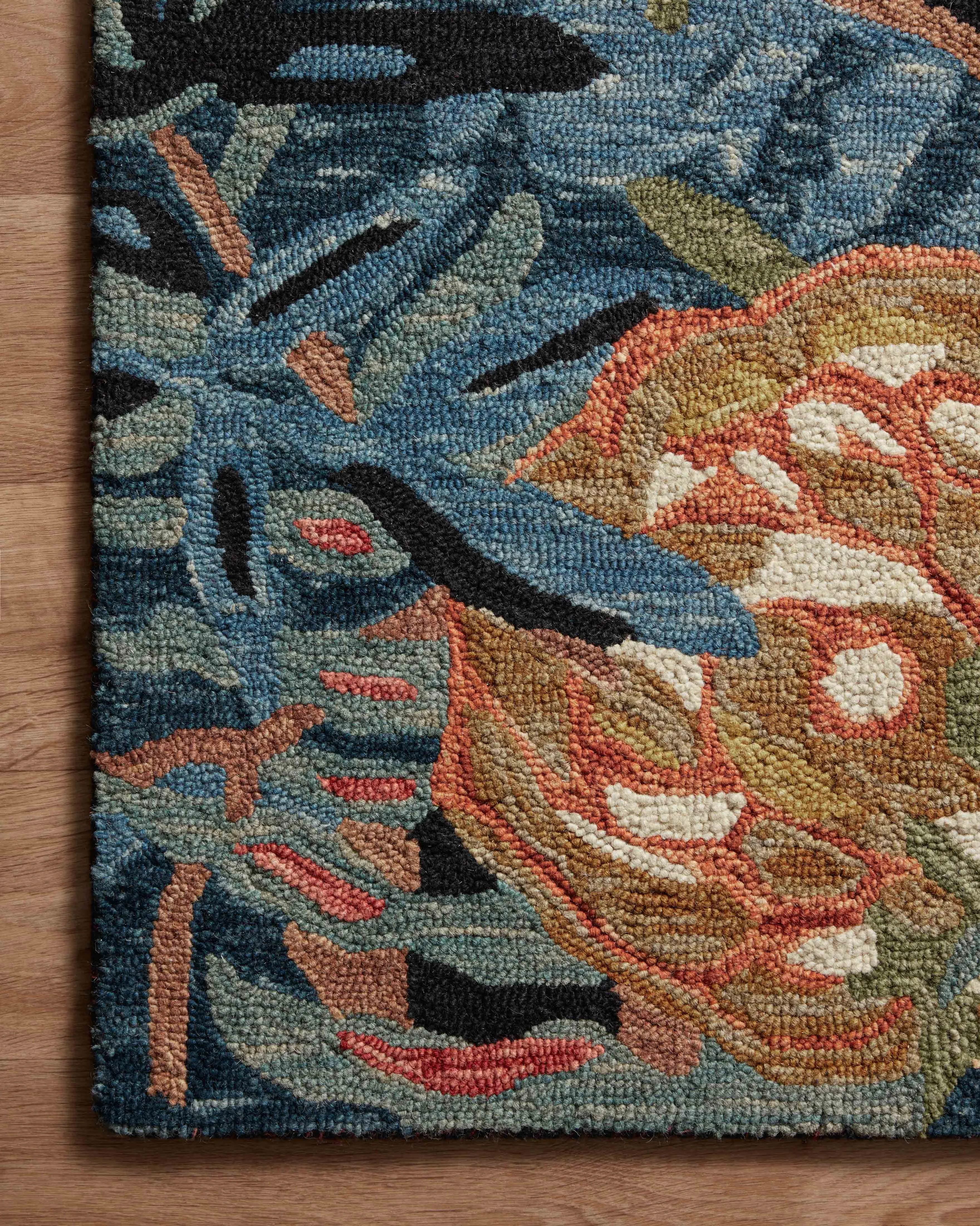 Loloi Belladonna Black / Fiesta Rug