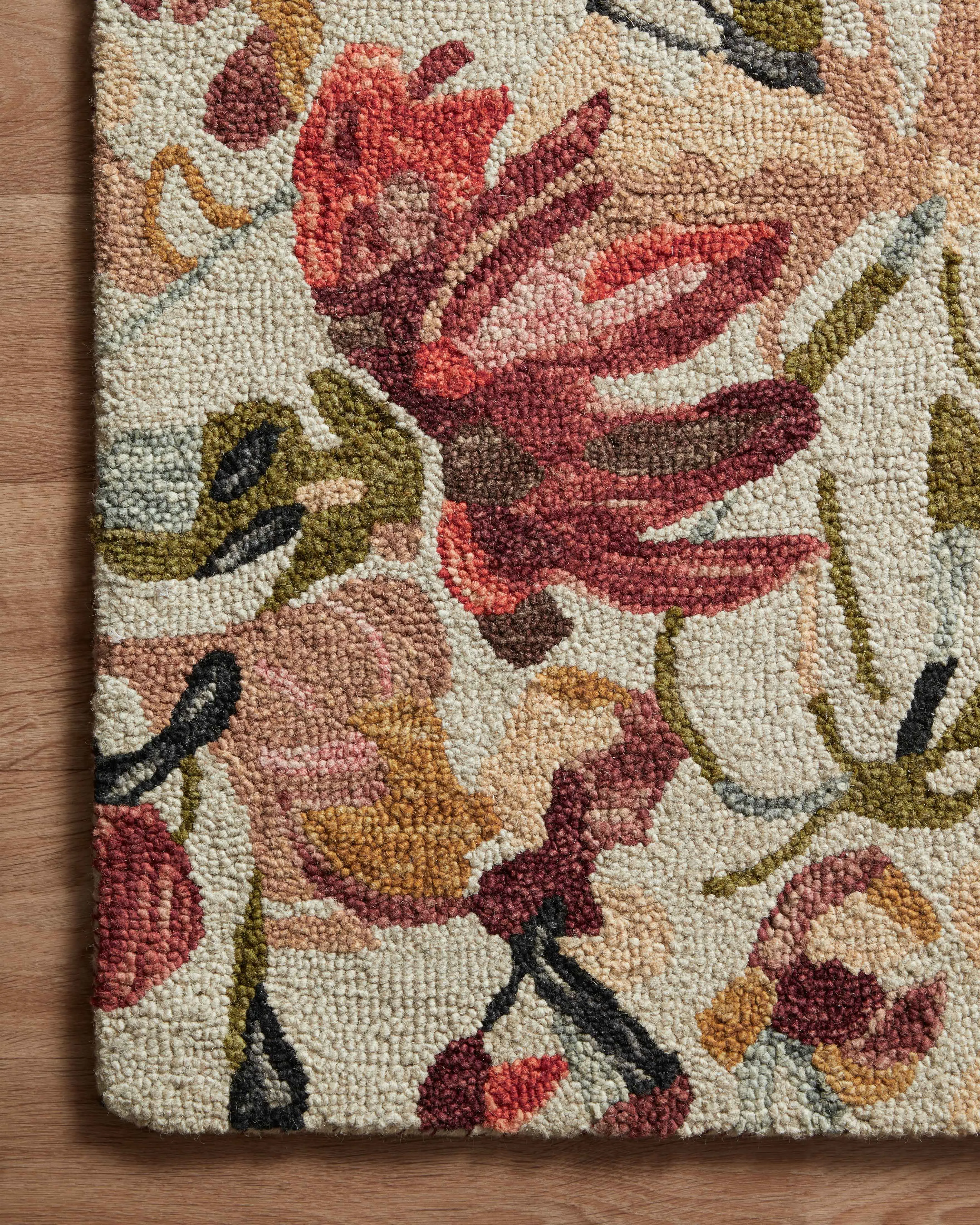 Loloi Belladonna Ivory / Raspberry Rug