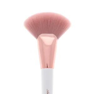 Luxe Basics Bronzer & Highlighter Brush #209 (6 units)